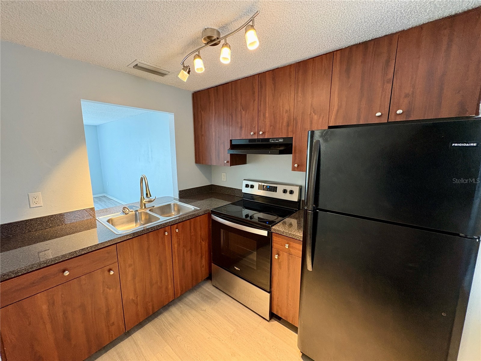 408 57th Avenue Drive E #A Bradenton FL 34203 A4695827 image3