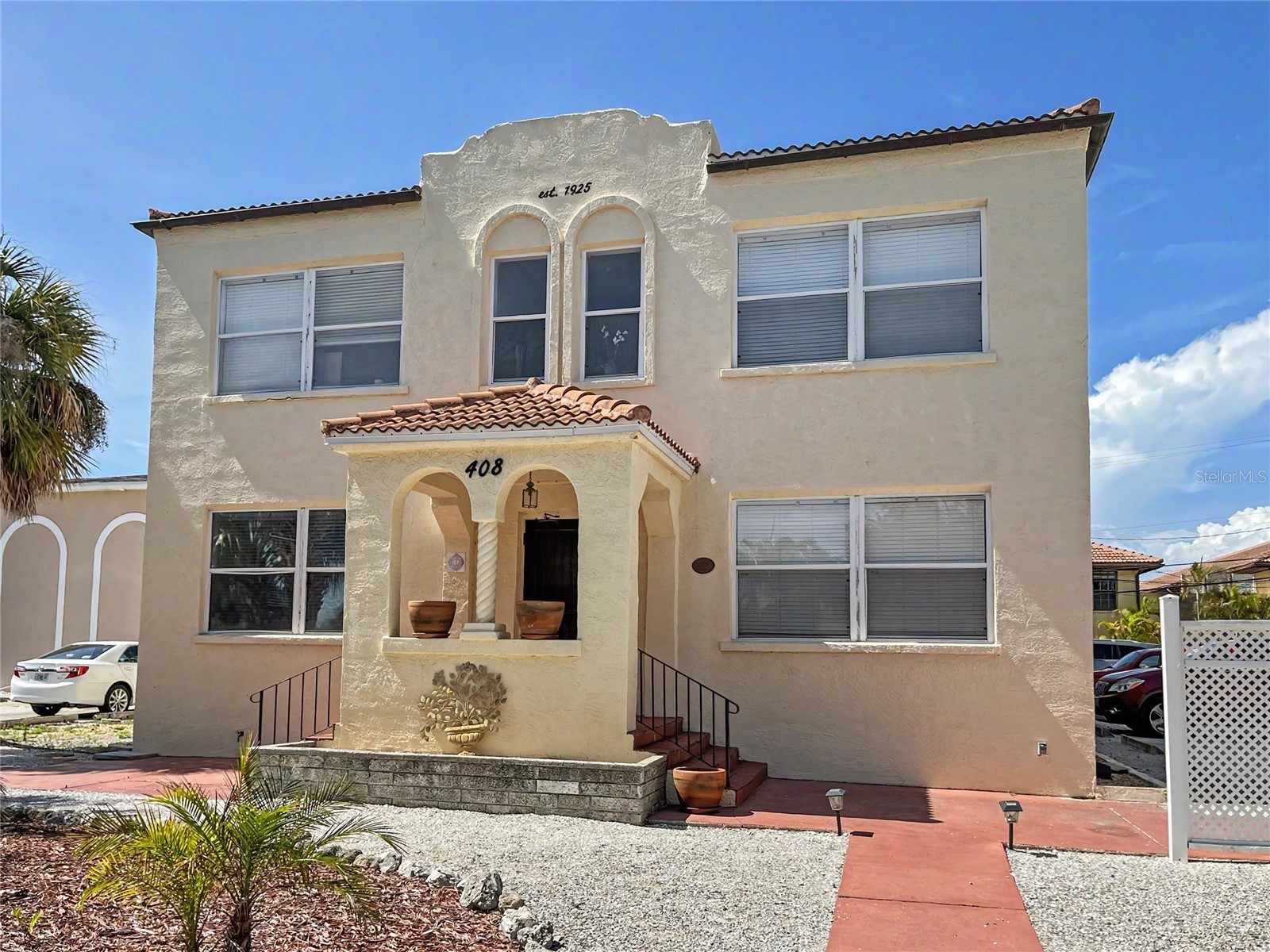 408 Armada Road S #2 Venice FL 34285 A4695735 image1