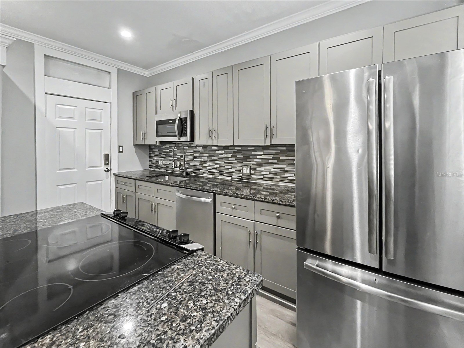 408 Armada Road S #2 Venice FL 34285 A4695735 image3