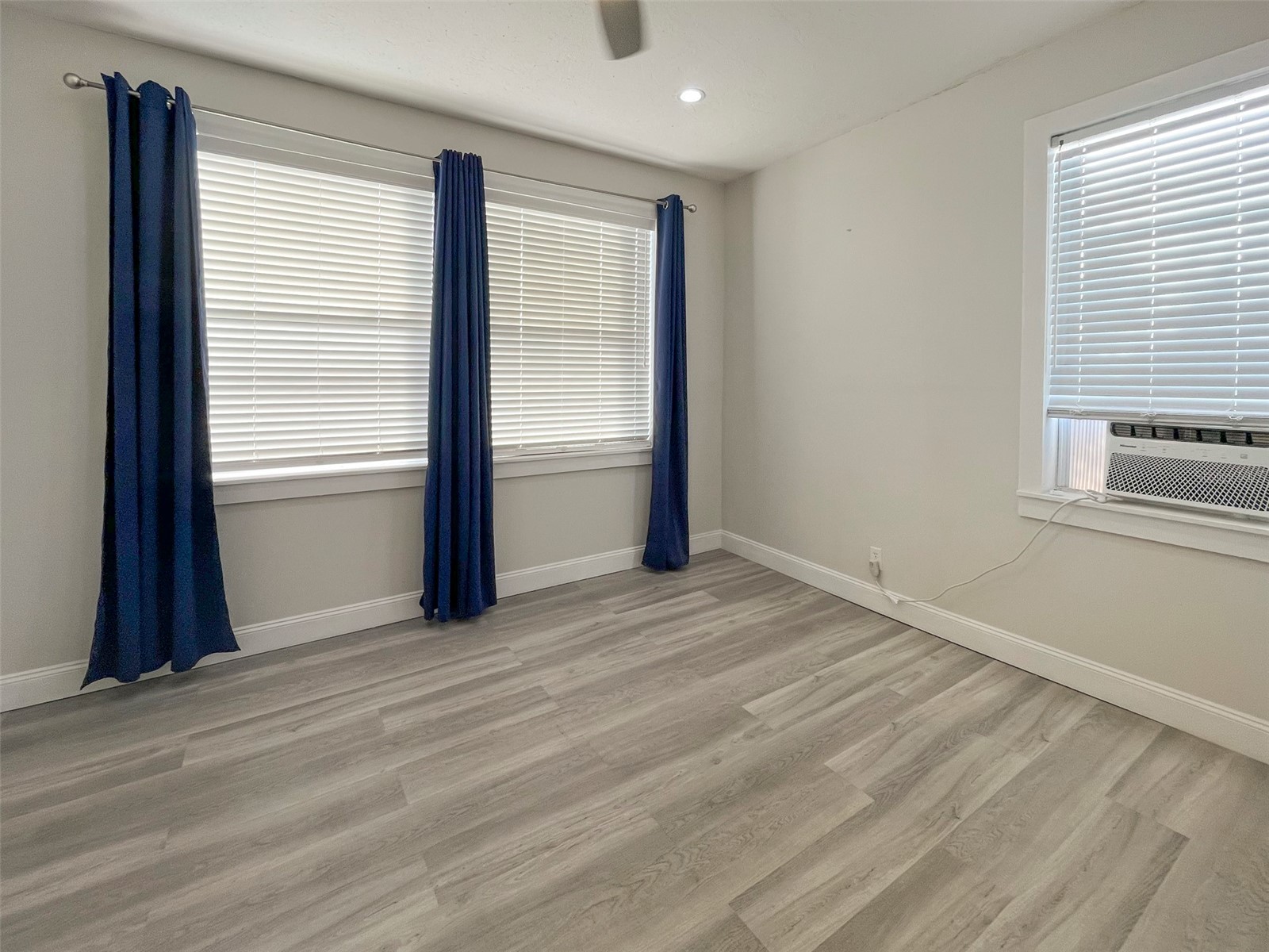 408 Armada Road S #5 Venice FL 34285 A4678995 image5