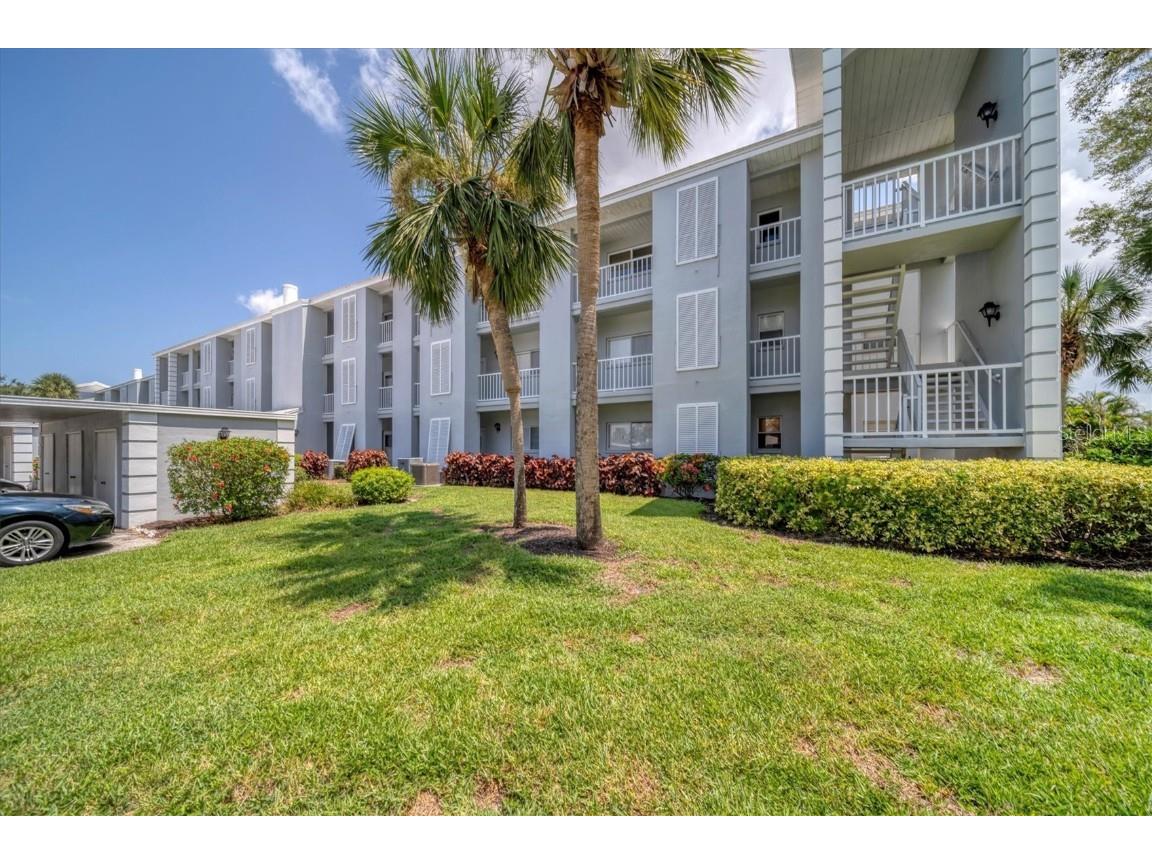 408 Cerromar Circle S #135 Venice FL 34293 N6127197 image1