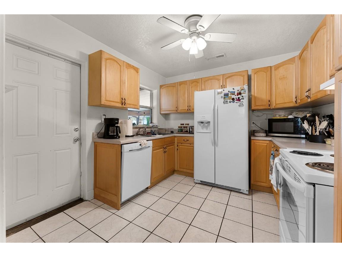 408 Editha Circle Sanford FL 32771 O6337533 image12