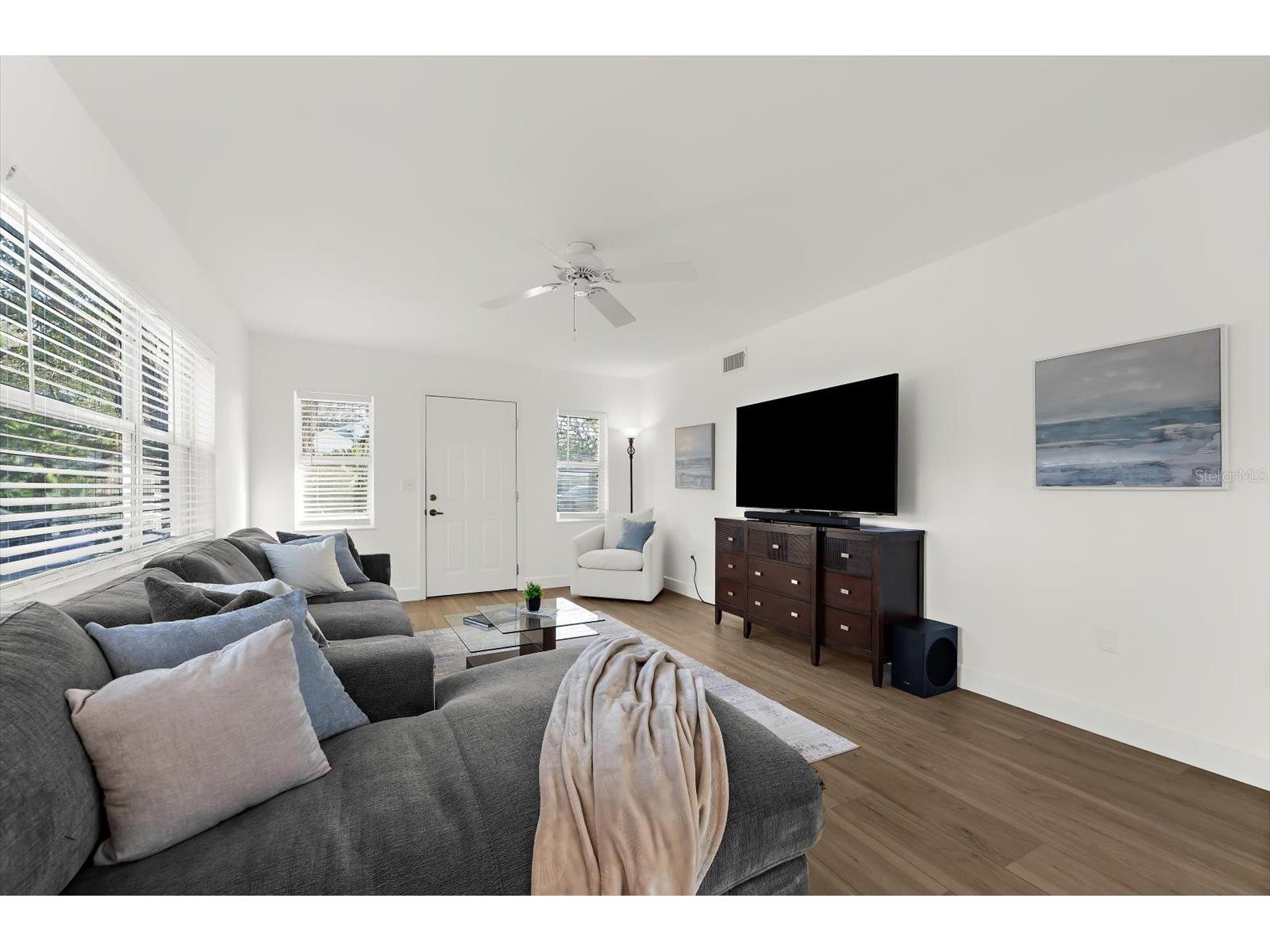 408 Georgia Avenue Crystal Beach FL 34681 TB8479610 image16