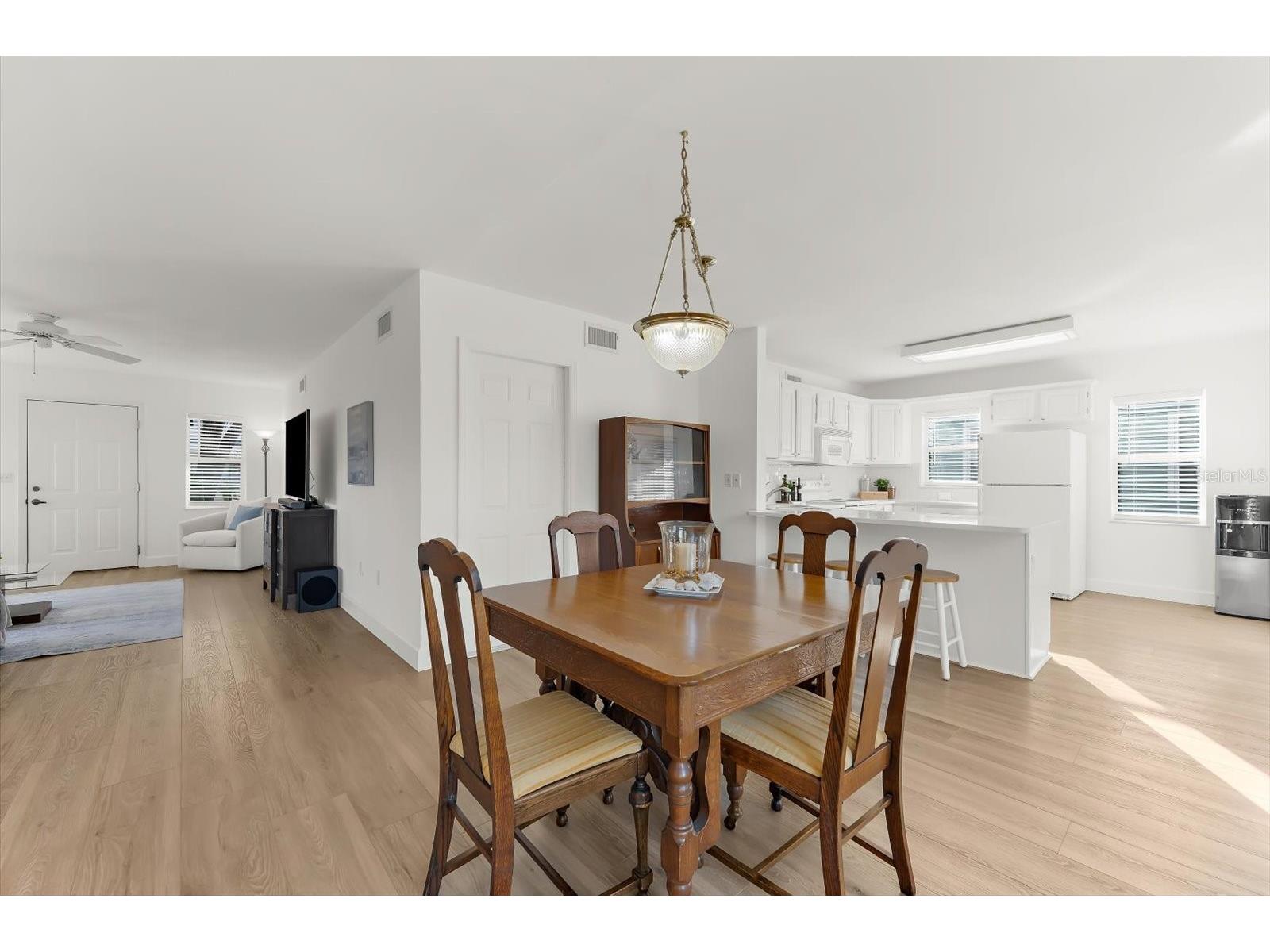 408 Georgia Avenue Crystal Beach FL 34681 TB8479610 image18