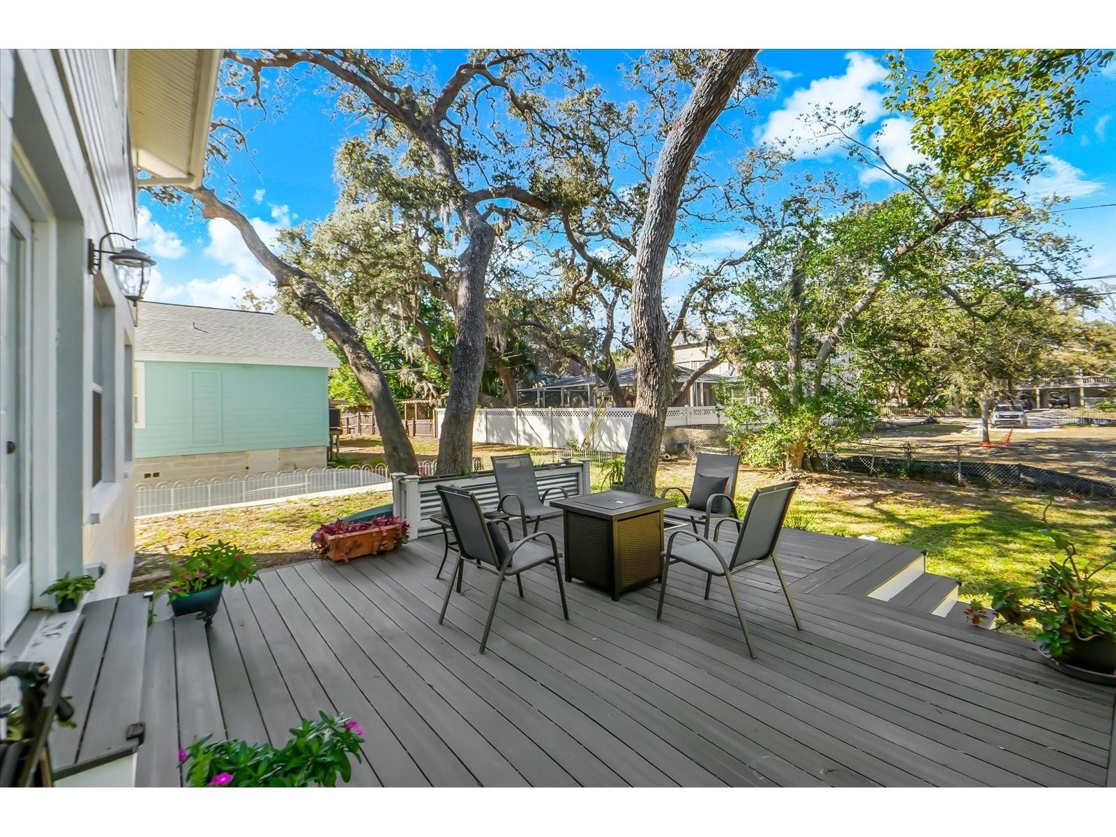 408 Georgia Avenue Crystal Beach FL 34681 TB8479610 image50