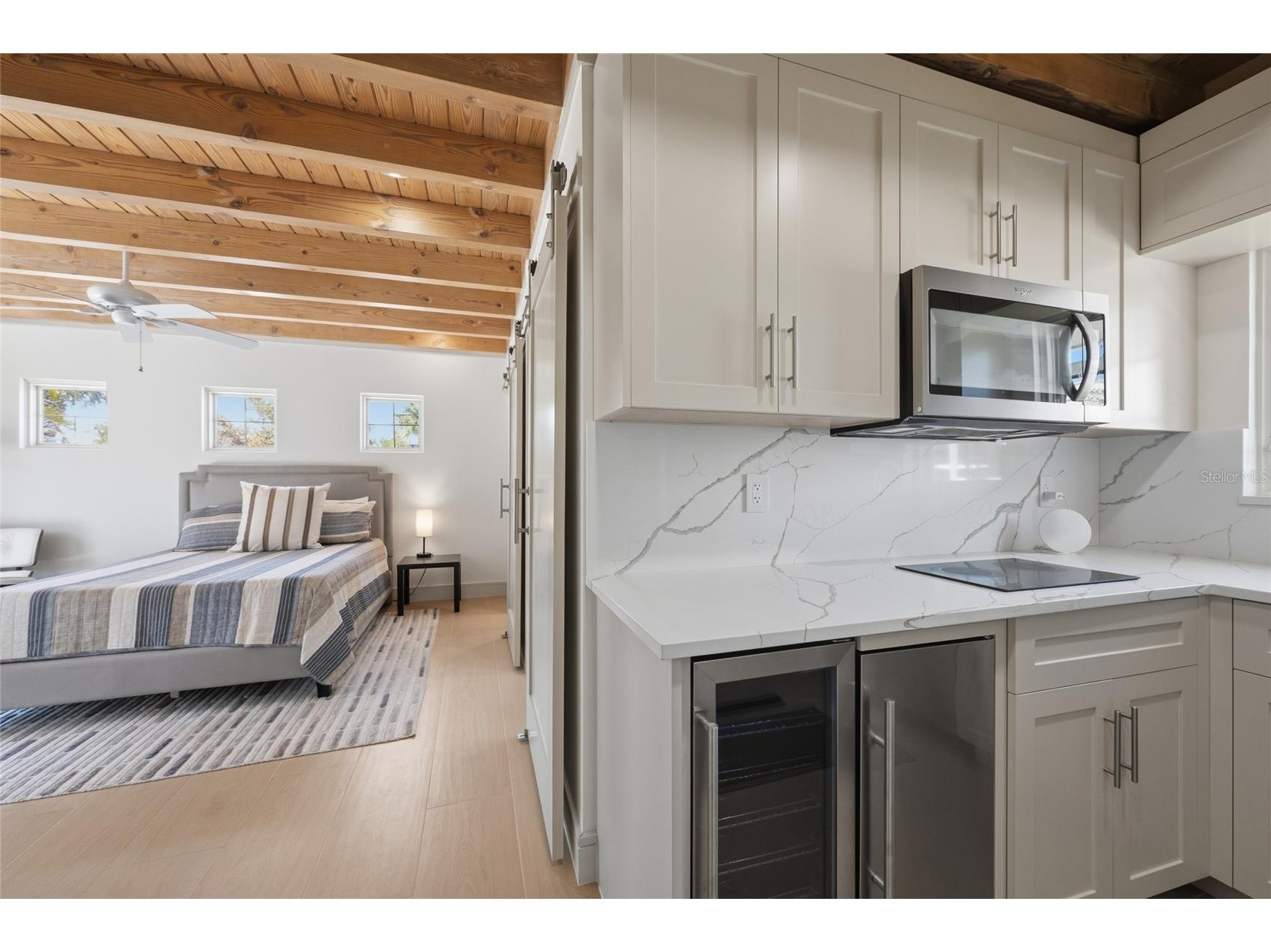 408 Jackson Drive Sarasota FL 34236 A4687364 image28