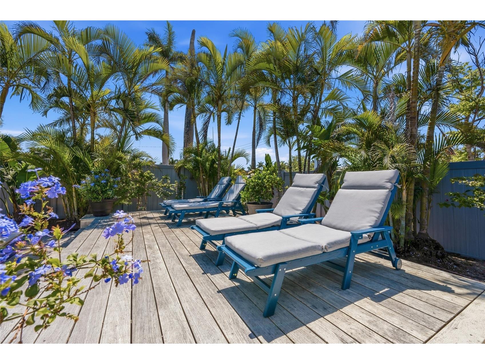 408 Jackson Drive Sarasota FL 34236 A4687364 image33