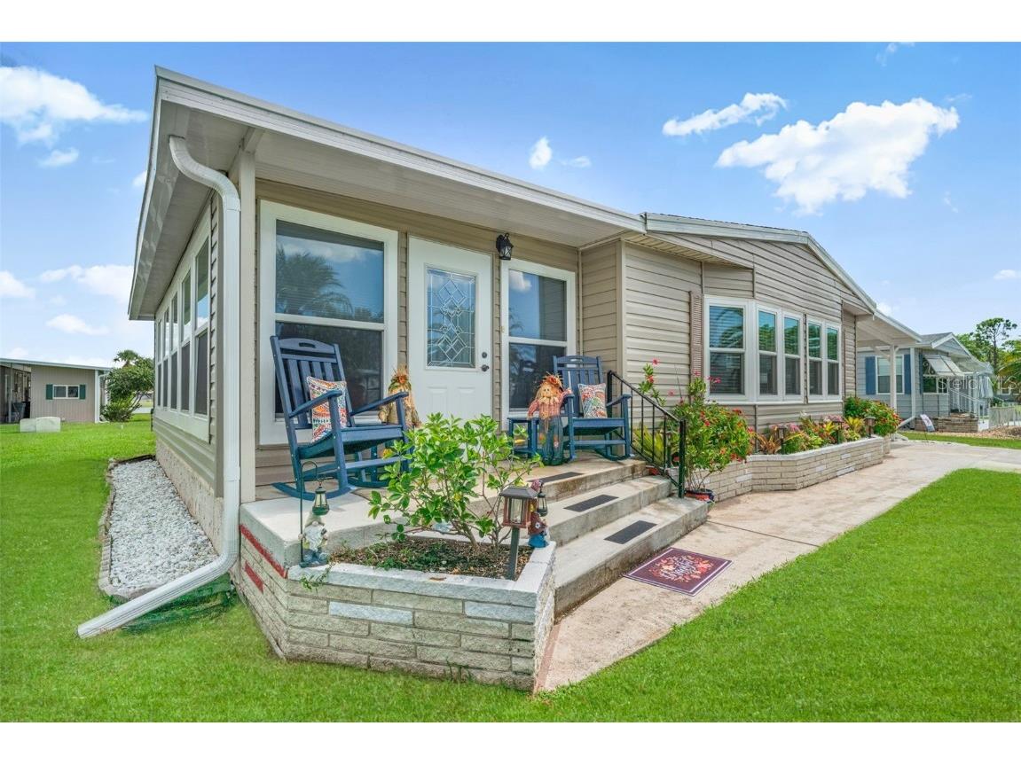 408 Villa Nueva Circle North Port FL 34287 TB8430121 image2