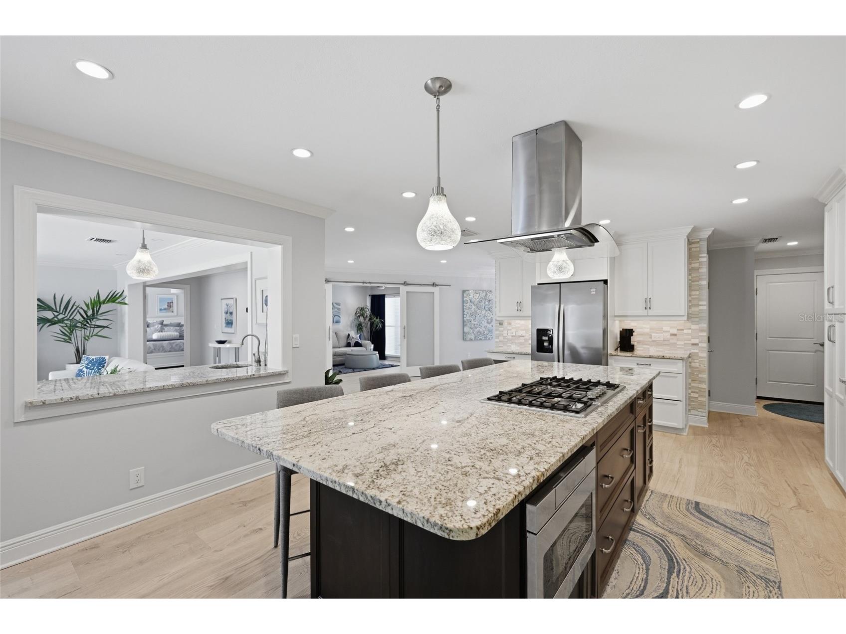 408 Yacht Harbor Drive Osprey FL 34229 - INTRACOASTAL & SARASOTA BAY A4691576 image13