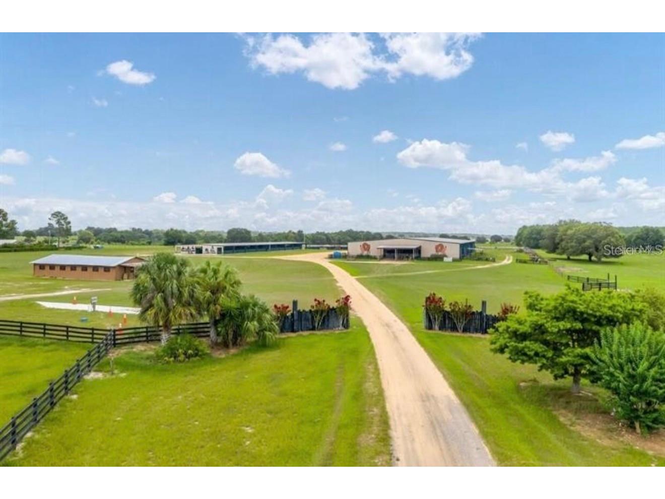 40812 Grays Airport Road Lady Lake FL 32159 G5113378 image1