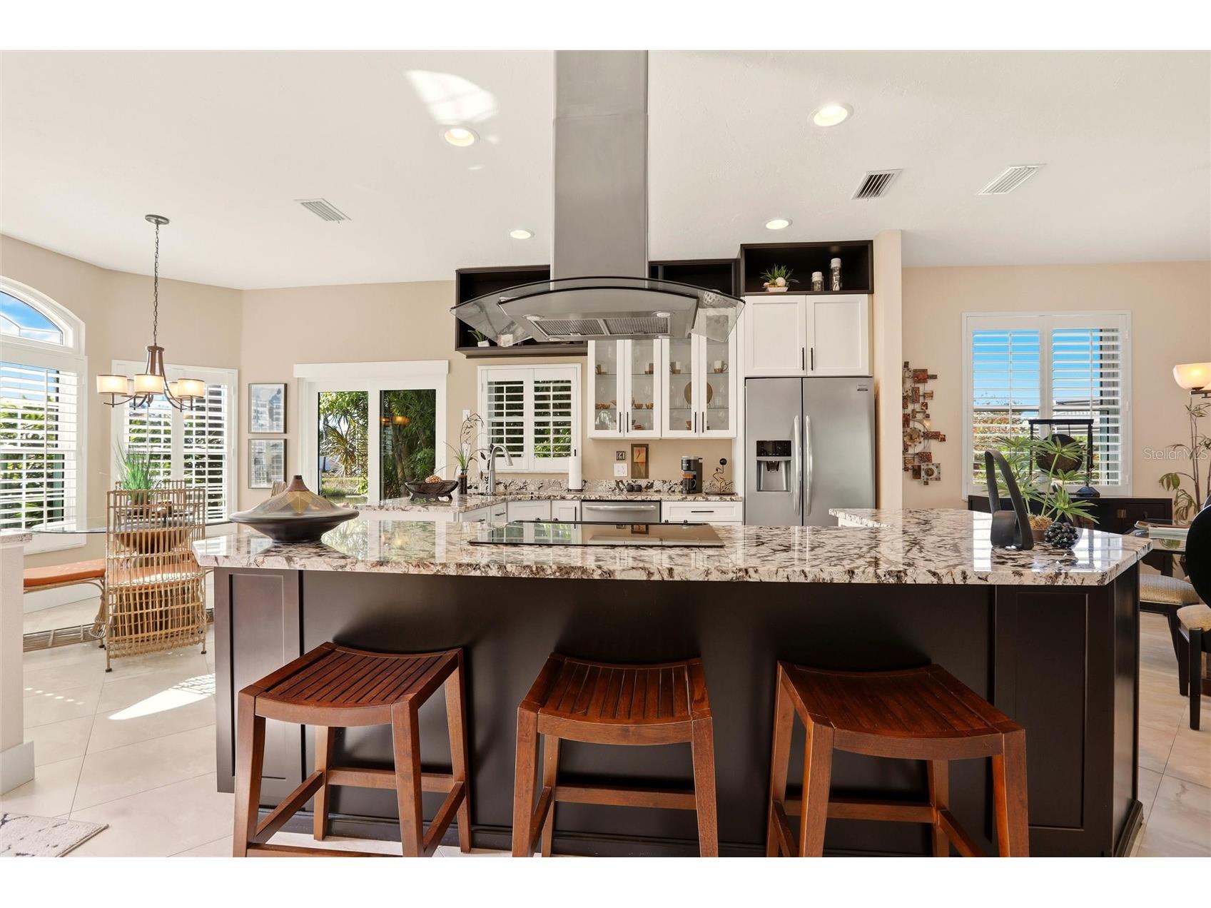 4083 Via Mirada Sarasota FL 34238 A4679398 image13