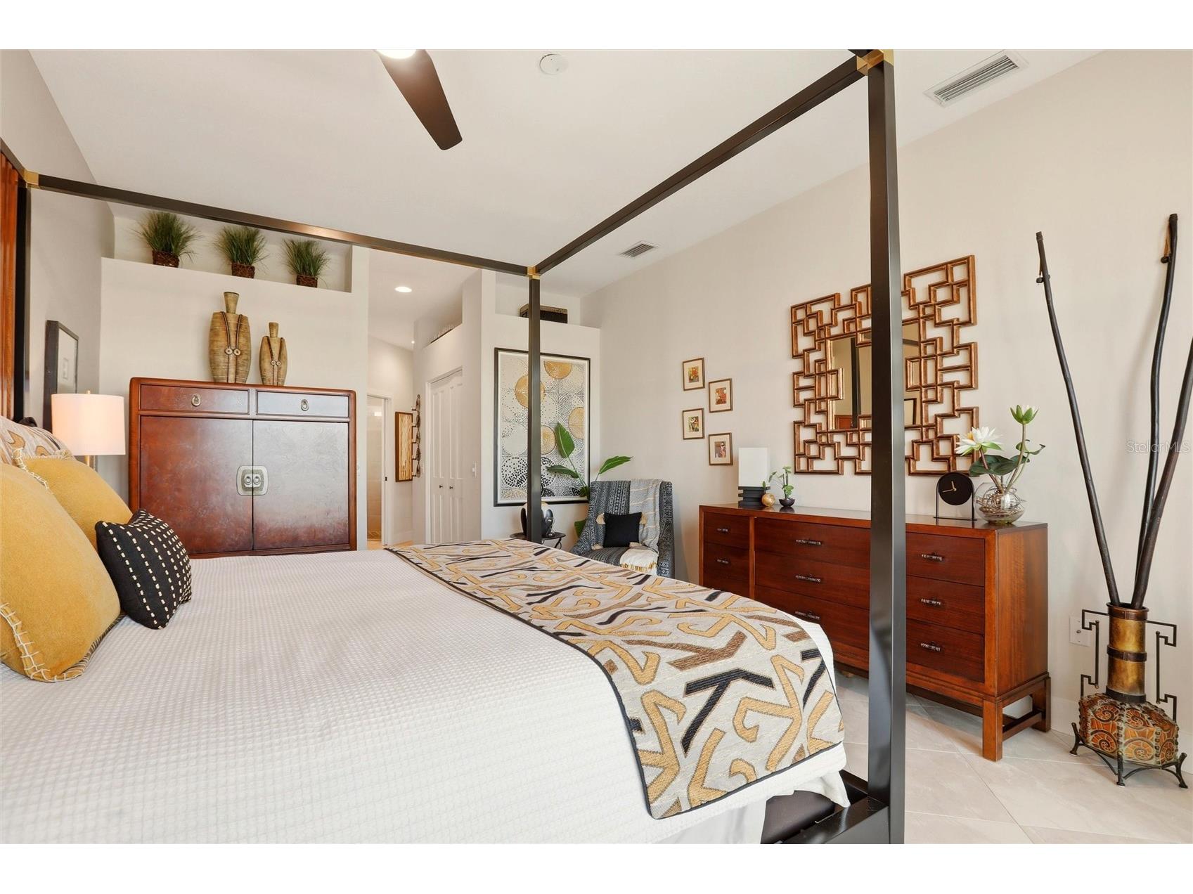 4083 Via Mirada Sarasota FL 34238 A4679398 image20