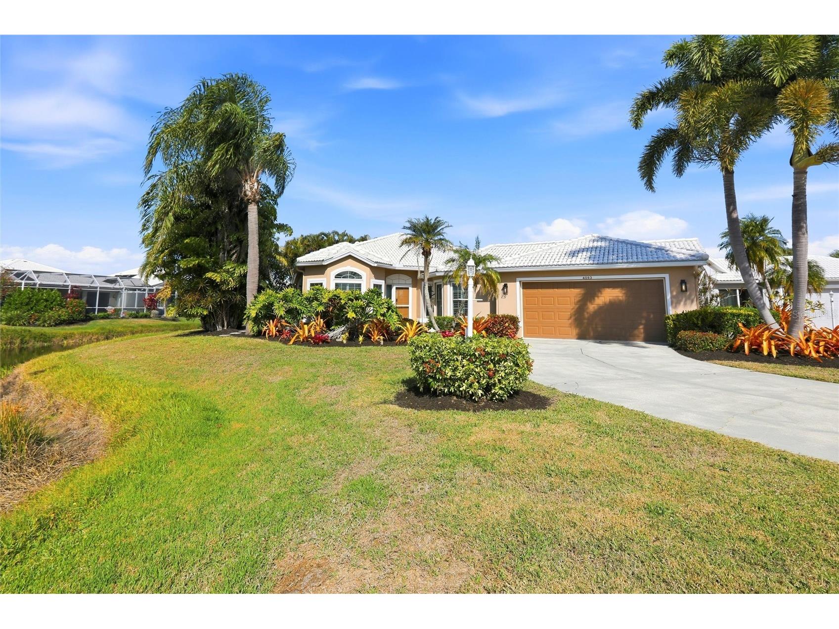 4083 Via Mirada Sarasota FL 34238 A4679398 image3