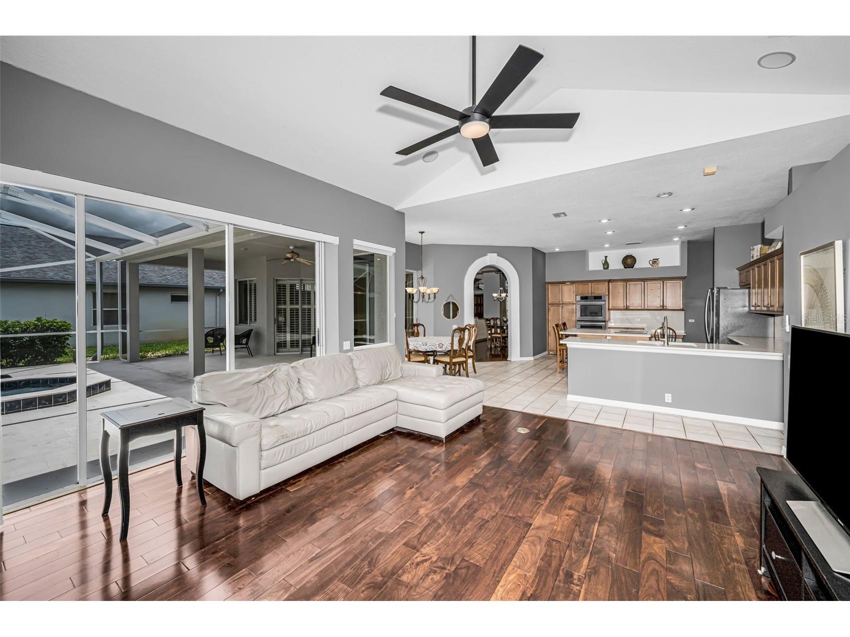 4084 Ligustrum Drive Palm Harbor FL 34685 TB8526056 image13