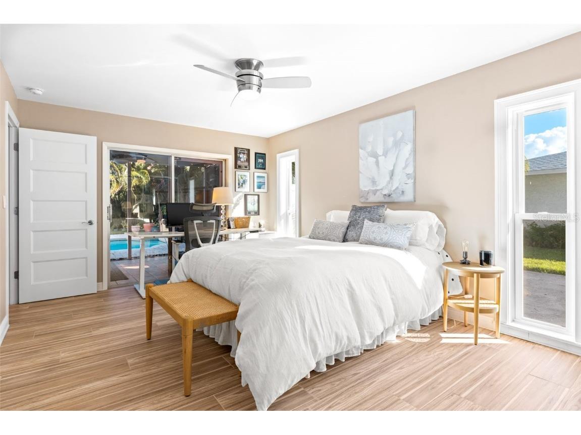 4085 42nd Avenue S Saint Petersburg FL 33711 TB8430497 image32