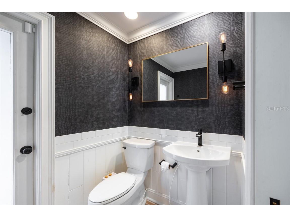 4085 42nd Avenue S Saint Petersburg FL 33711 TB8430497 image36