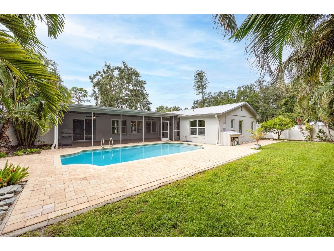 4085 42nd Avenue S Saint Petersburg FL 33711 TB8430497 image40