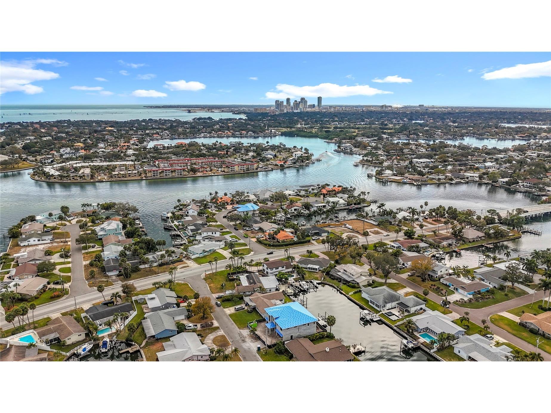 4086 13th Lane NE Saint Petersburg FL 33703 - PLACIDO BAYOU TB8518407 image8