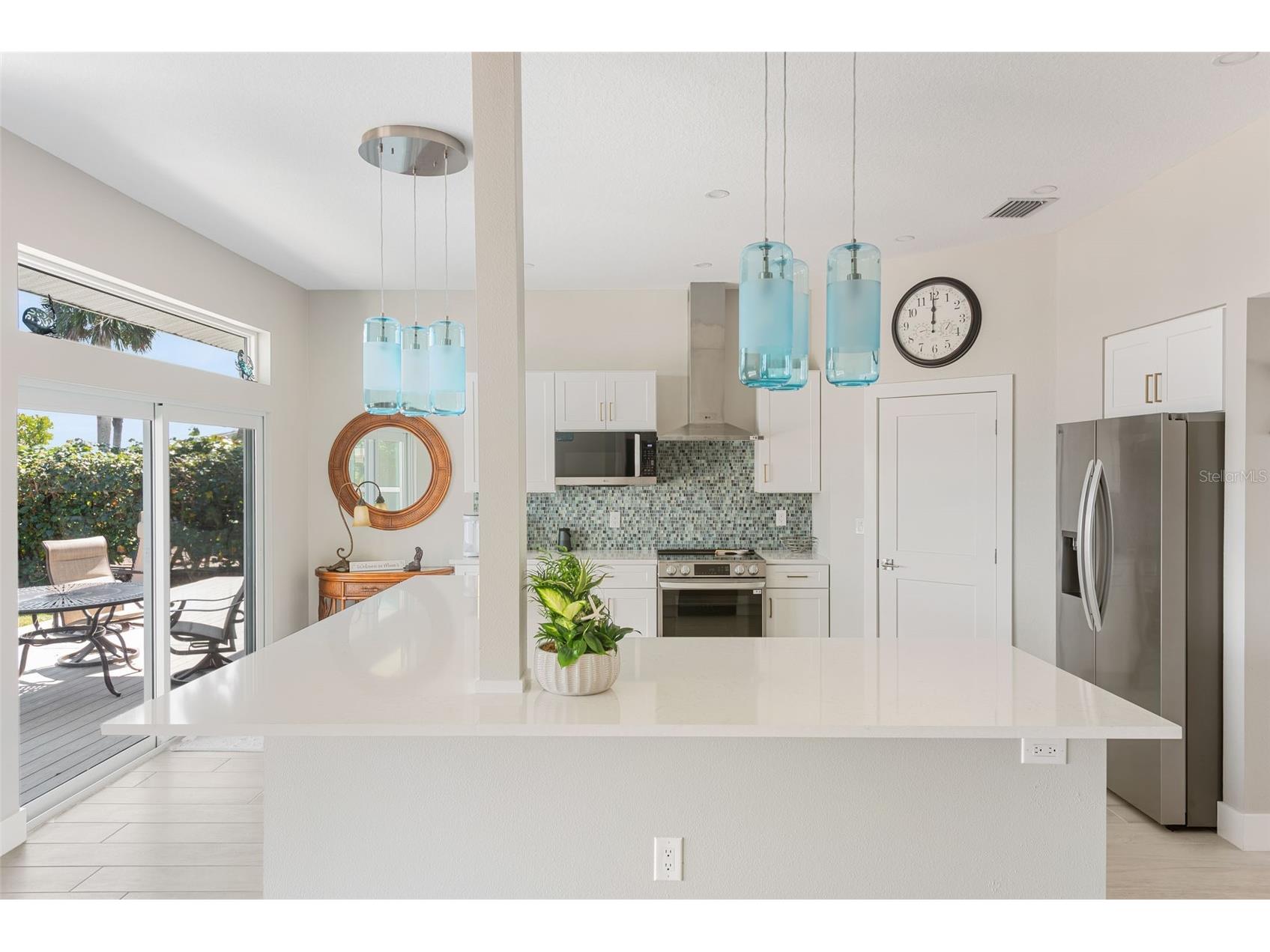 4087 Pelican Shores Circle Englewood FL 34223 - LEMON BAY INTERCOASTAL WATERWA D6146210 image11