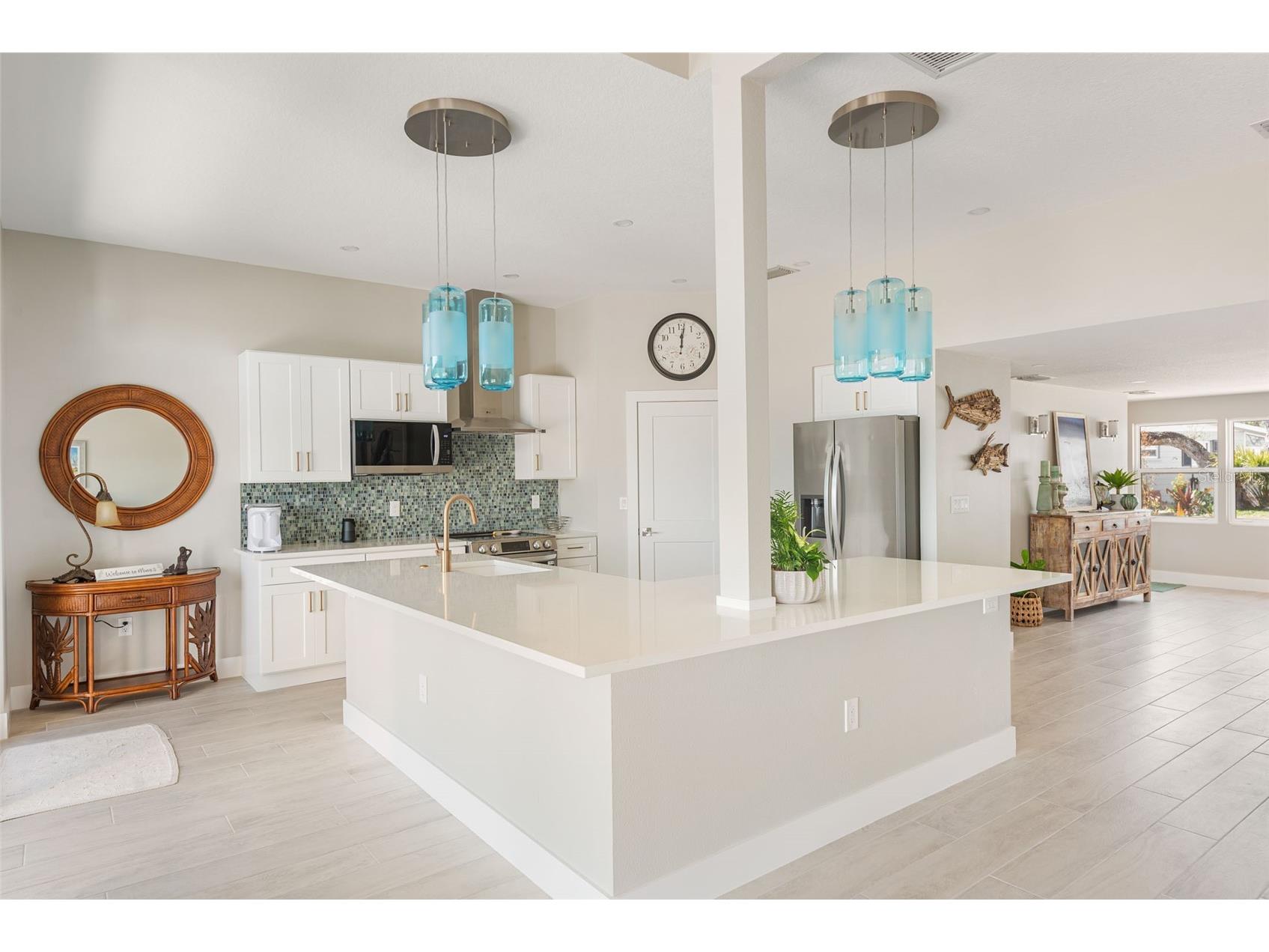 4087 Pelican Shores Circle Englewood FL 34223 - LEMON BAY INTERCOASTAL WATERWA D6146210 image18