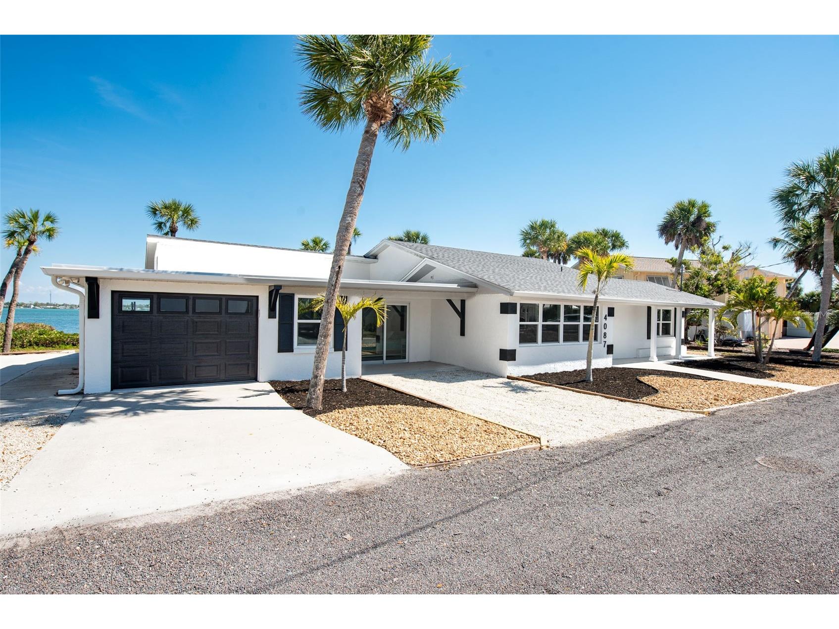 4087 Pelican Shores Circle Englewood FL 34223 - LEMON BAY INTERCOASTAL WATERWA D6146210 image4
