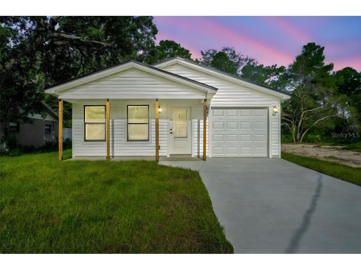 4087 Tomahawk Avenue Spring Hill FL 34606 W7868752 image1