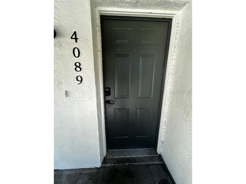 4089 Lake Forest Drive Sarasota FL 34233 A4671126 image1