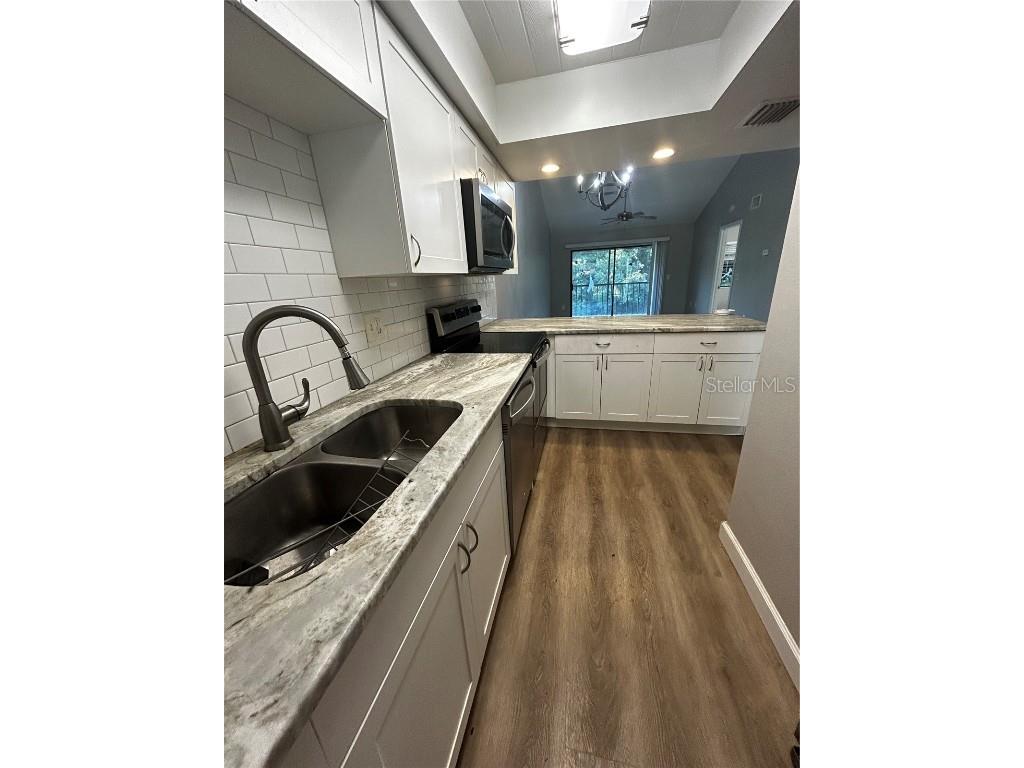 4089 Lake Forest Drive Sarasota FL 34233 A4671126 image3