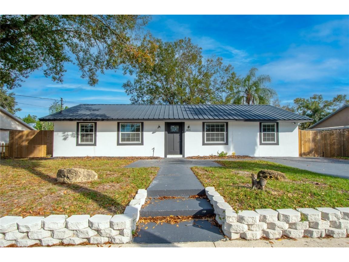 409 13th Street NE Ruskin FL 33570 U8227343 image1