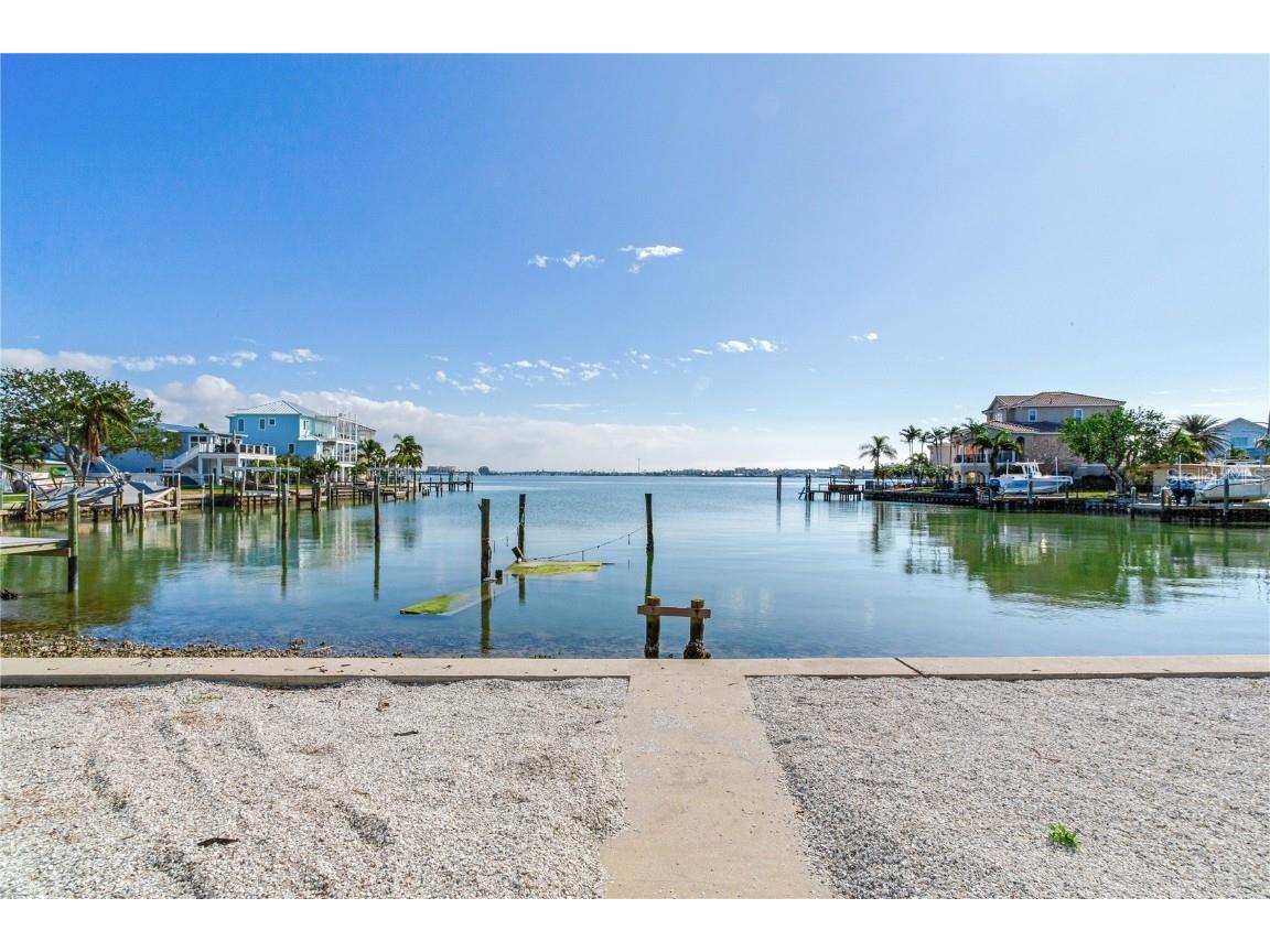 409 161st Avenue Redington Beach FL 33708 TB8354074 image7