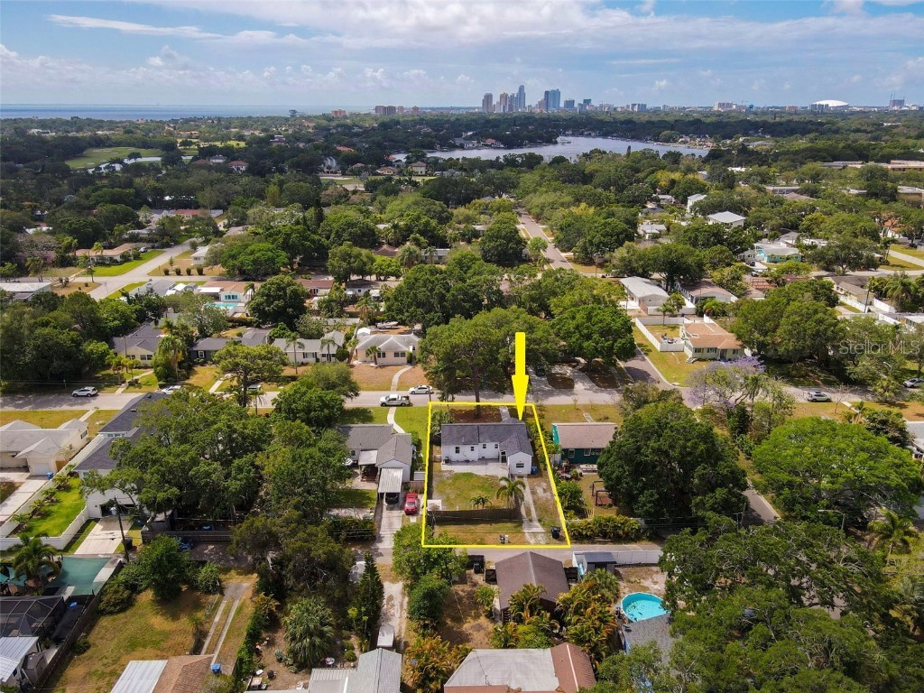 409 37th Avenue NE Saint Petersburg FL 33704 U8197501 image1