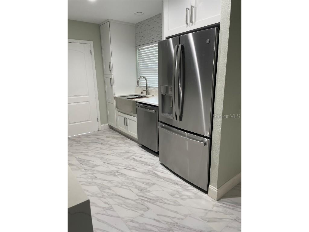 409 4th Avenue N Tierra Verde FL 33715 TB8416394 image5