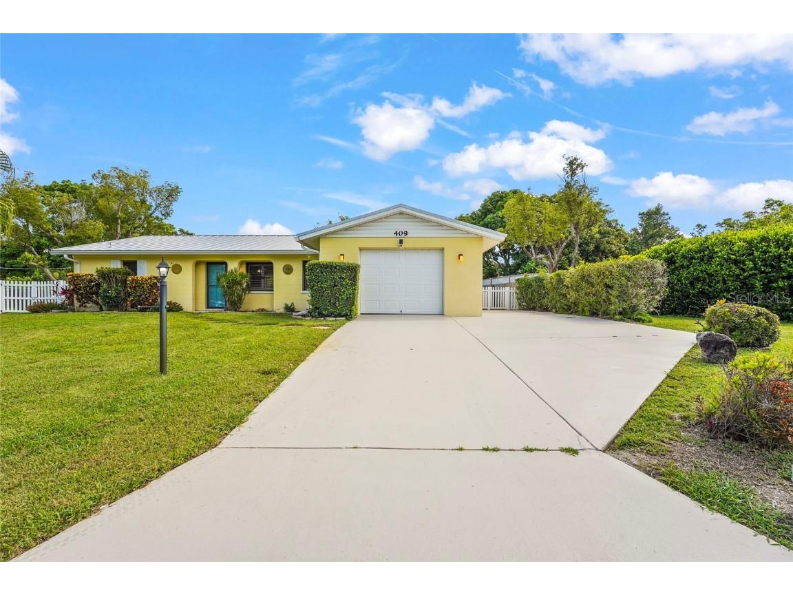 409 Archibald Avenue Sarasota FL 34243 A4655839 image1