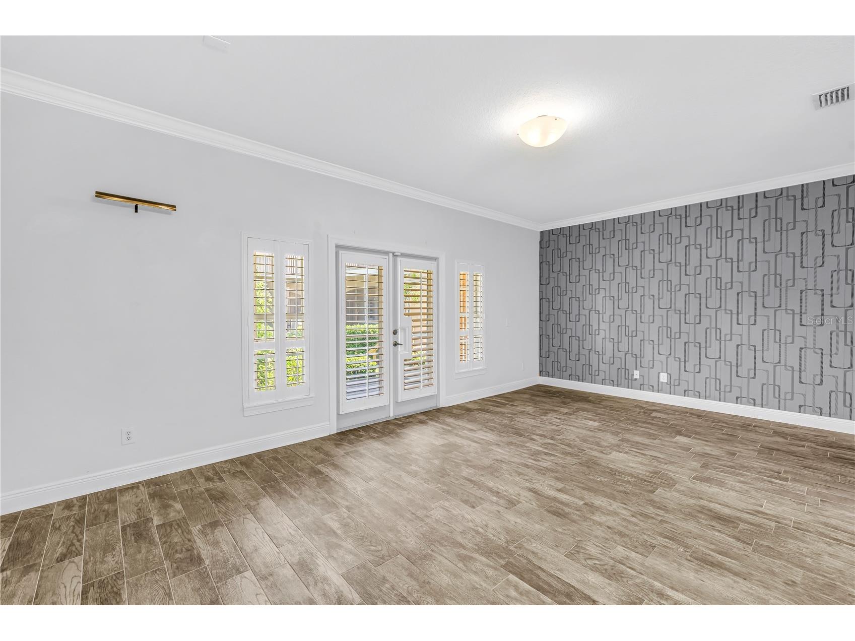 409 Barcelona Drive Saint Petersburg FL 33716 TB8506631 image8