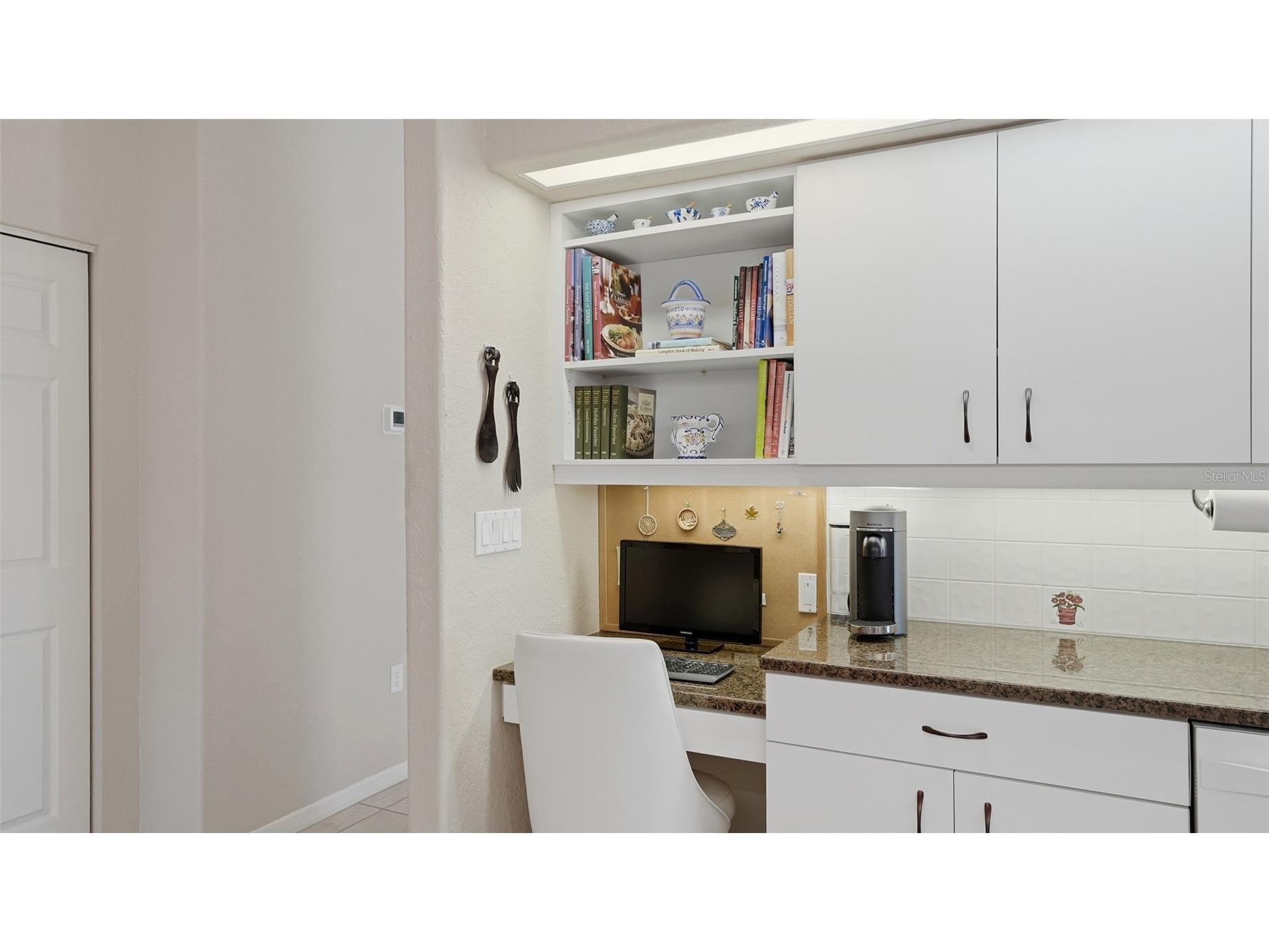 409 Bellini Circle Nokomis FL 34275 A4681164 image21