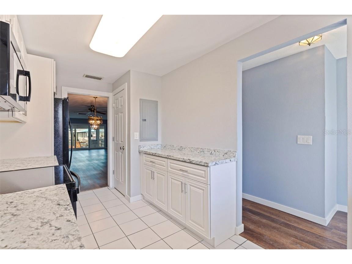 409 Boca Ciega Point Boulevard S #409 Saint Petersburg FL 33708 - BOCA CIEGA BAY TB8444145 image7