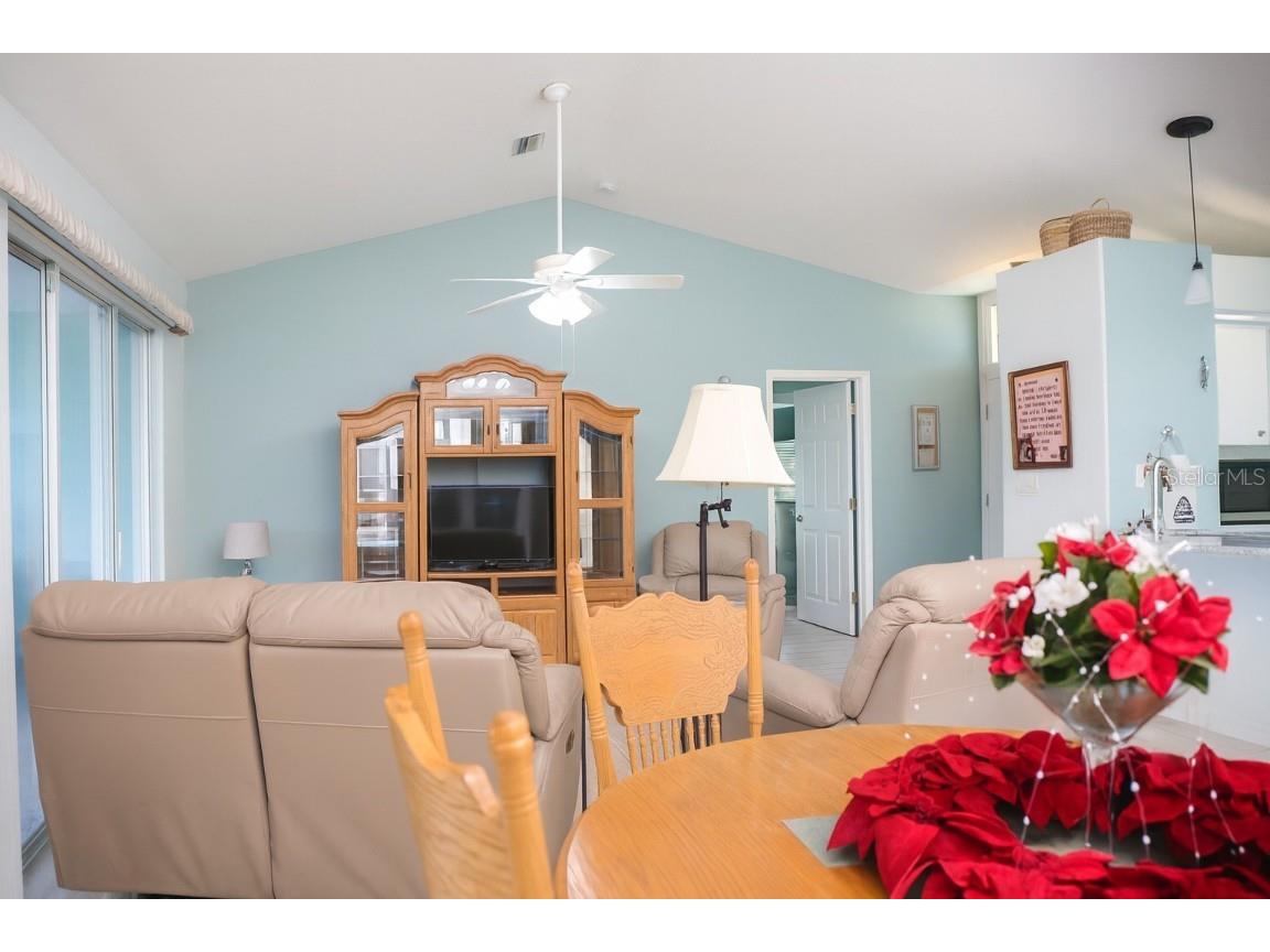 409 Boundary Boulevard Rotonda West FL 33947 A4667999 image10