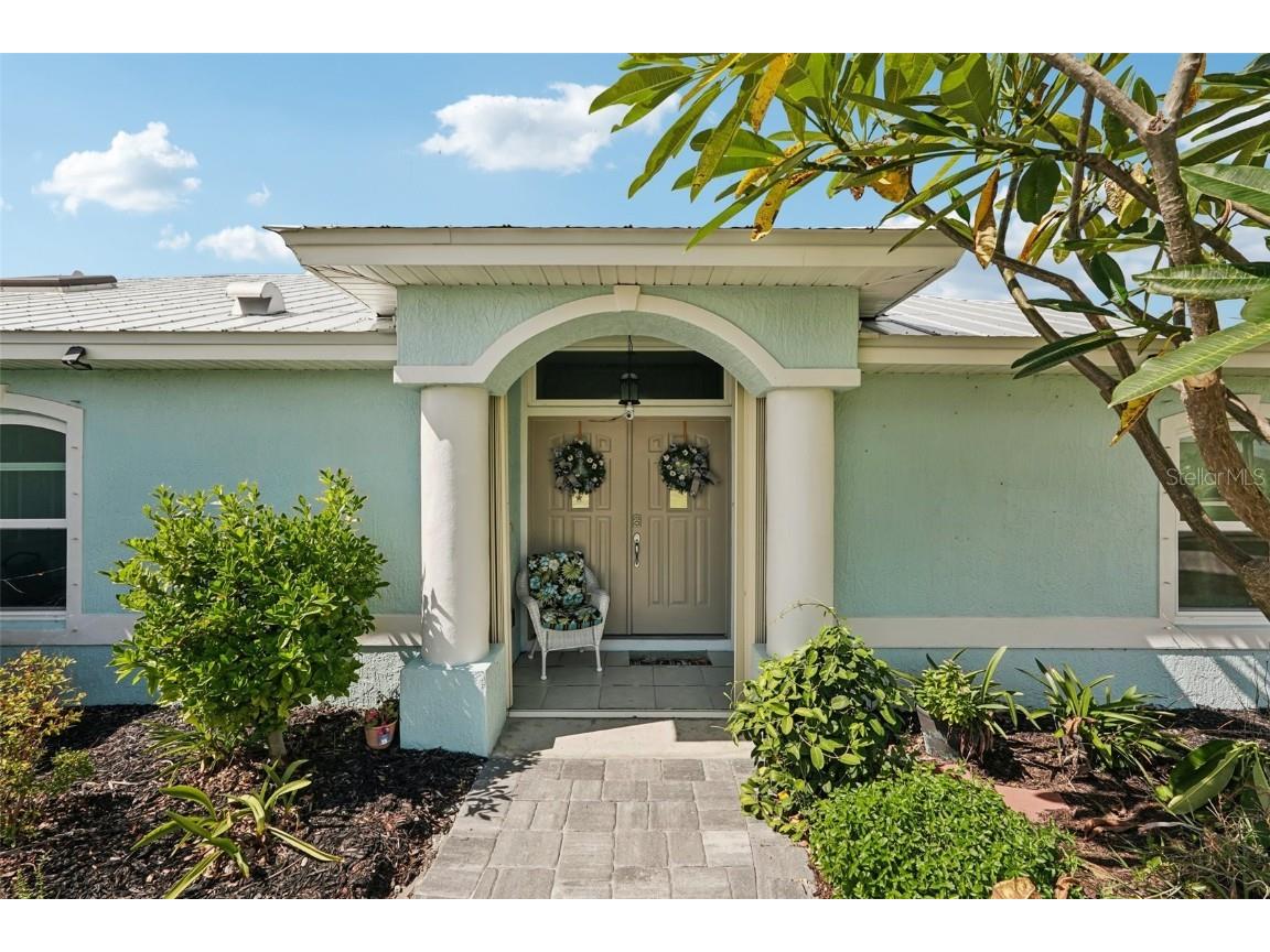 409 Boundary Boulevard Rotonda West FL 33947 A4667999 image3