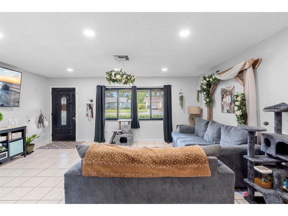 409 Century Avenue Fruitland Park FL 34731 G5104074 image10