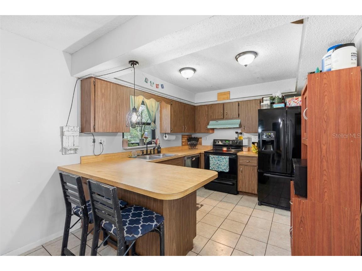 409 Century Avenue Fruitland Park FL 34731 G5104074 image3