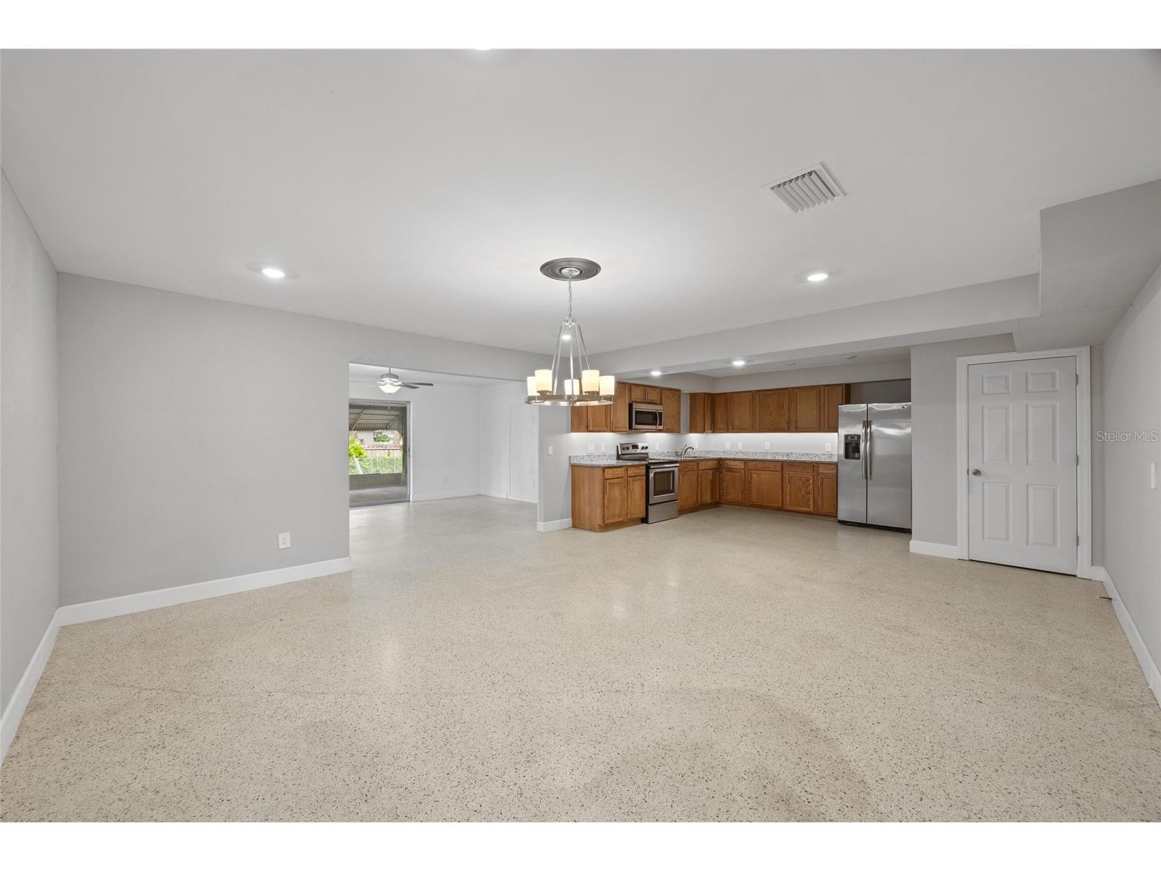 409 Debra Drive Brandon FL 33510 TB8506696 image6