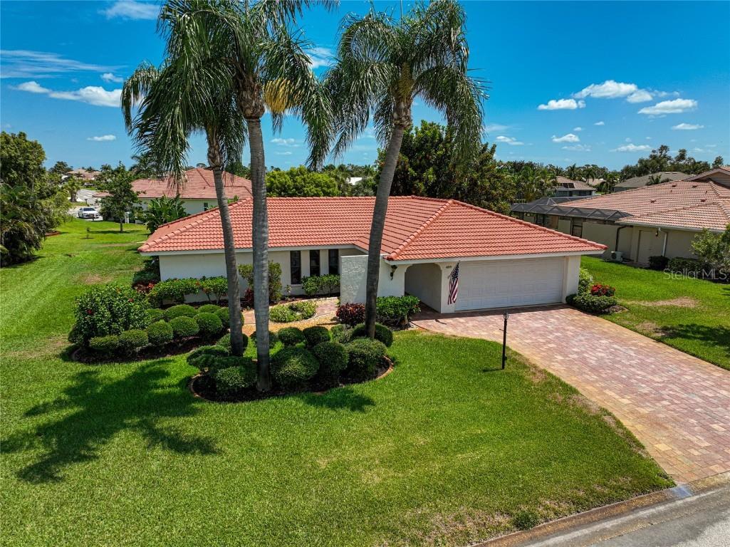 409 Eden Drive Englewood FL 34223 A4610717 image1