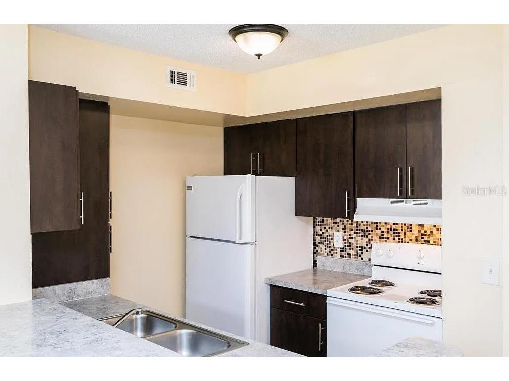 409 Fountainhead Circle Kissimmee FL 34741 TB8430923 image10