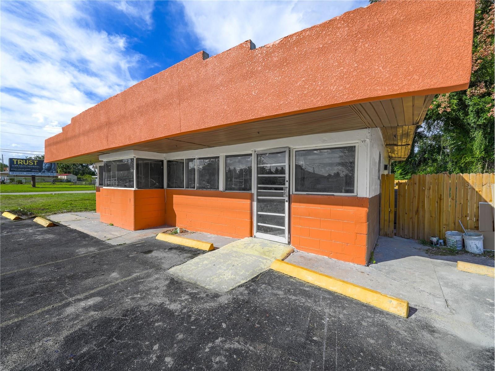 409 Martin Luther King Boulevard NE Winter Haven FL 33881 P4937714 image3