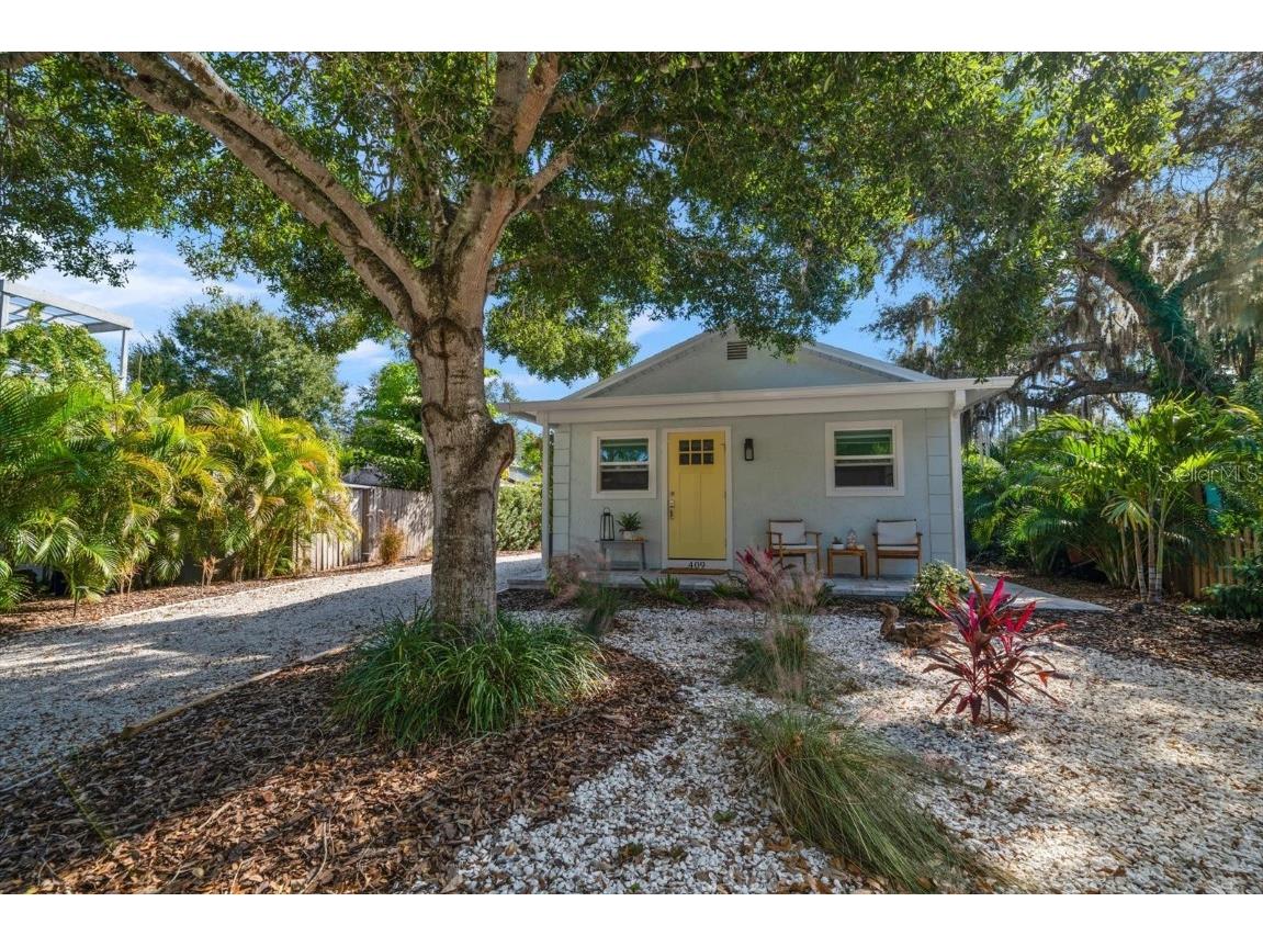 409 Maryland Avenue Crystal Beach FL 34681 TB8445640 image1