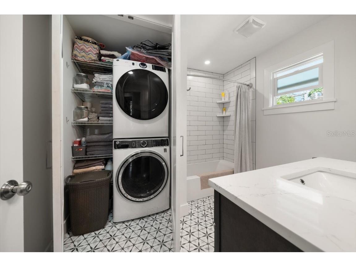 409 Maryland Avenue Crystal Beach FL 34681 TB8445640 image13