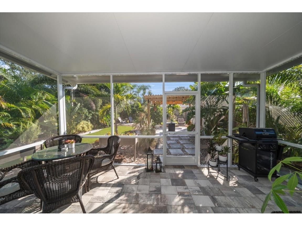 409 Maryland Avenue Crystal Beach FL 34681 TB8445640 image17