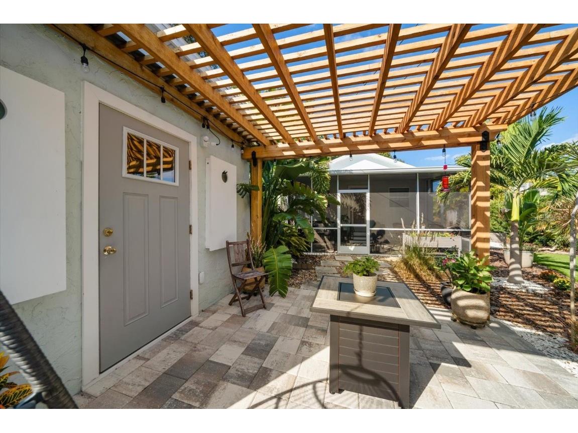 409 Maryland Avenue Crystal Beach FL 34681 TB8445640 image25