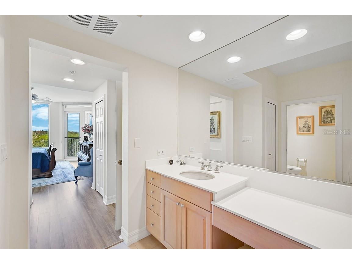 409 N Point Road #502 Osprey FL 34229 A4621353 image23