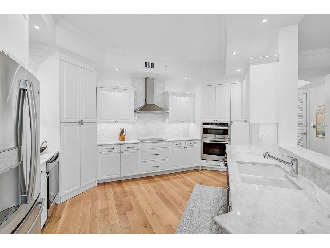 409 N Point Road #802 Osprey FL 34229 A4664489 image2